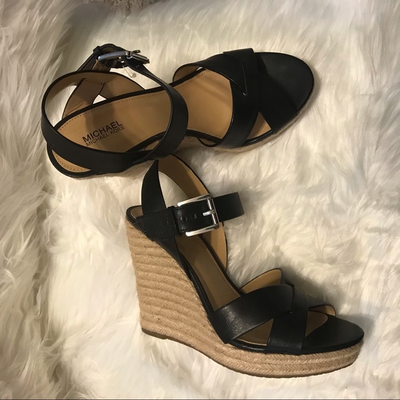 Michael Kors Kady Black Leather Wedge (Size 8.5) - Picture 5 of 8